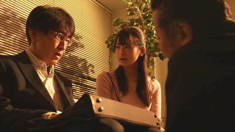 ông xã vay nợ băng đảng, vợ phải bán thân để trả nợ